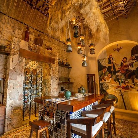 Отель La Casa Del Encomendero Вальядолид Экстерьер фото