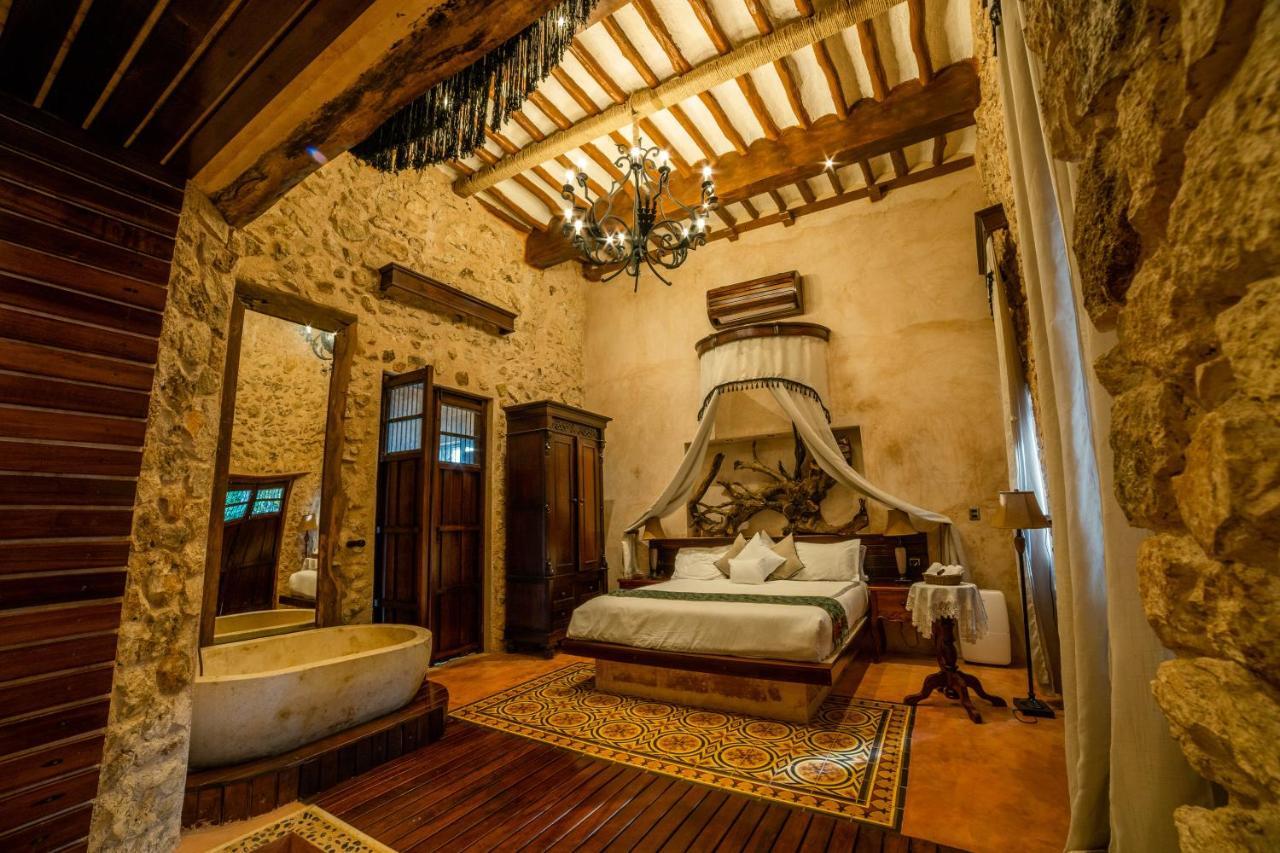 Отель La Casa Del Encomendero Вальядолид Экстерьер фото